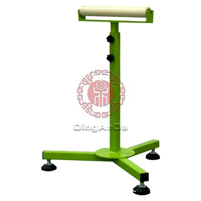 Výškovo nastaviteľný dopravník materiálu